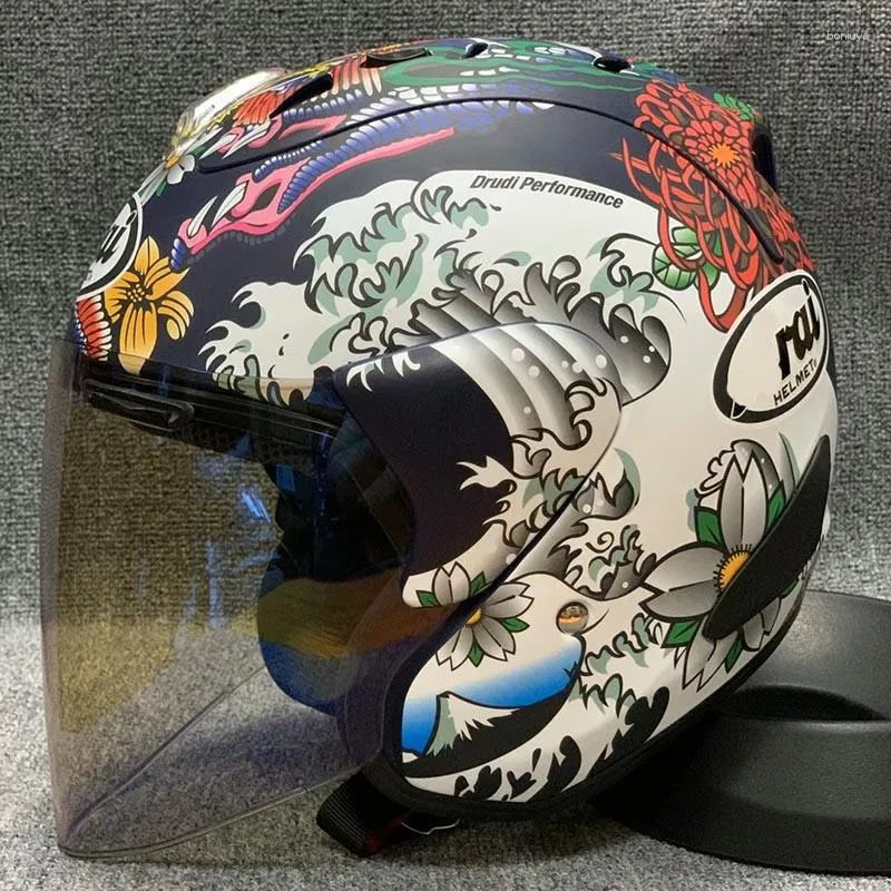 Casques de moto chapeau de sécurité femmes et hommes conception de saison d'été casque lumineux Dragon japonais demi visière simple