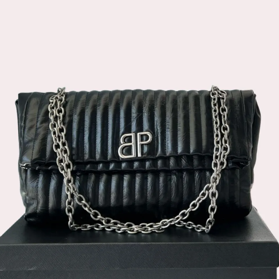 Bolso de diseñador de moda 2023 nuevo bolso de cadena de cuero BB de lujo bolso de mensajero con letras clásicas bolso de hombro francés