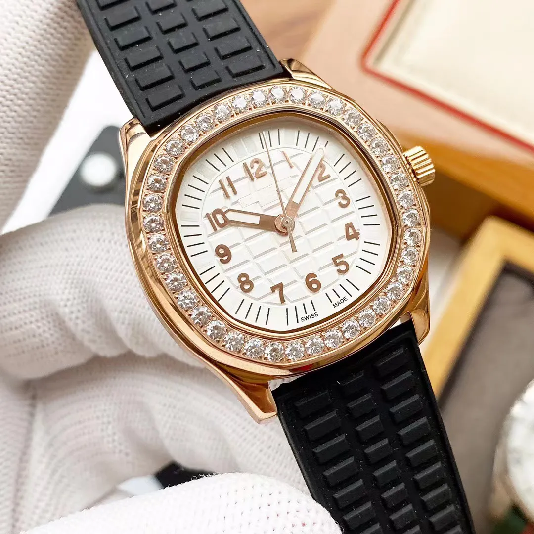 Women Designer Watches Wysokiej jakości Diamond Bond Bond Bond 39 mm Rose Gold