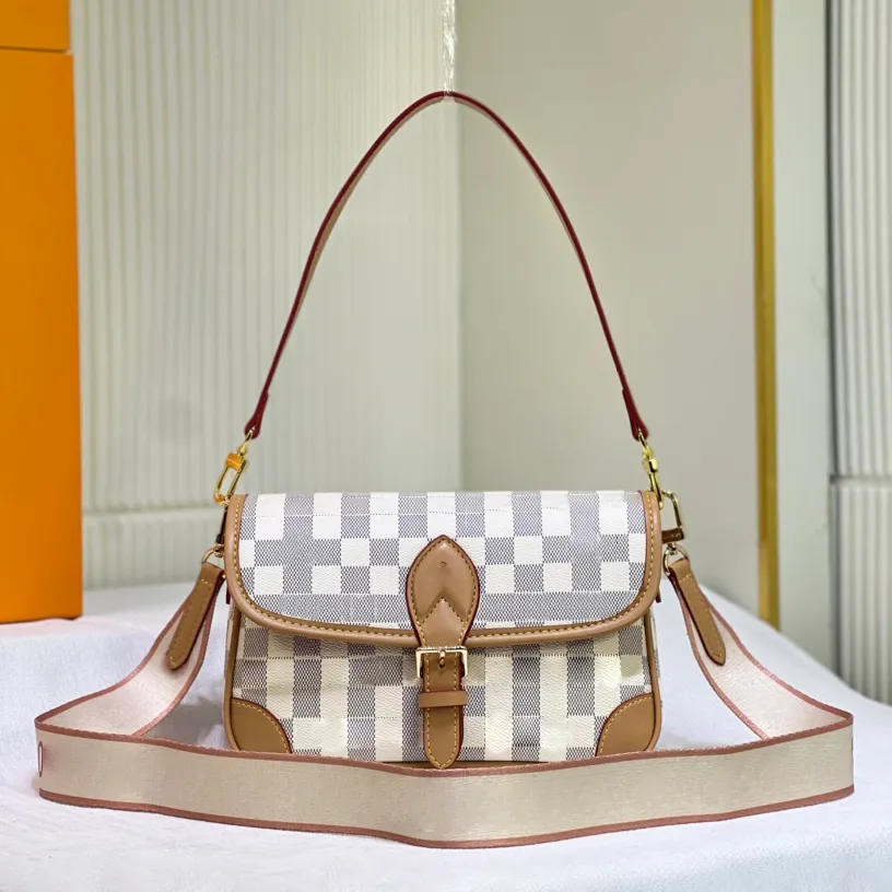 Bolso Bandolera Funcional De Nailon - Tamaño 59x15x27 Cm, Diseño Plisado Elegante, Ideal Para Trabajo, Viajes O Uso Diario