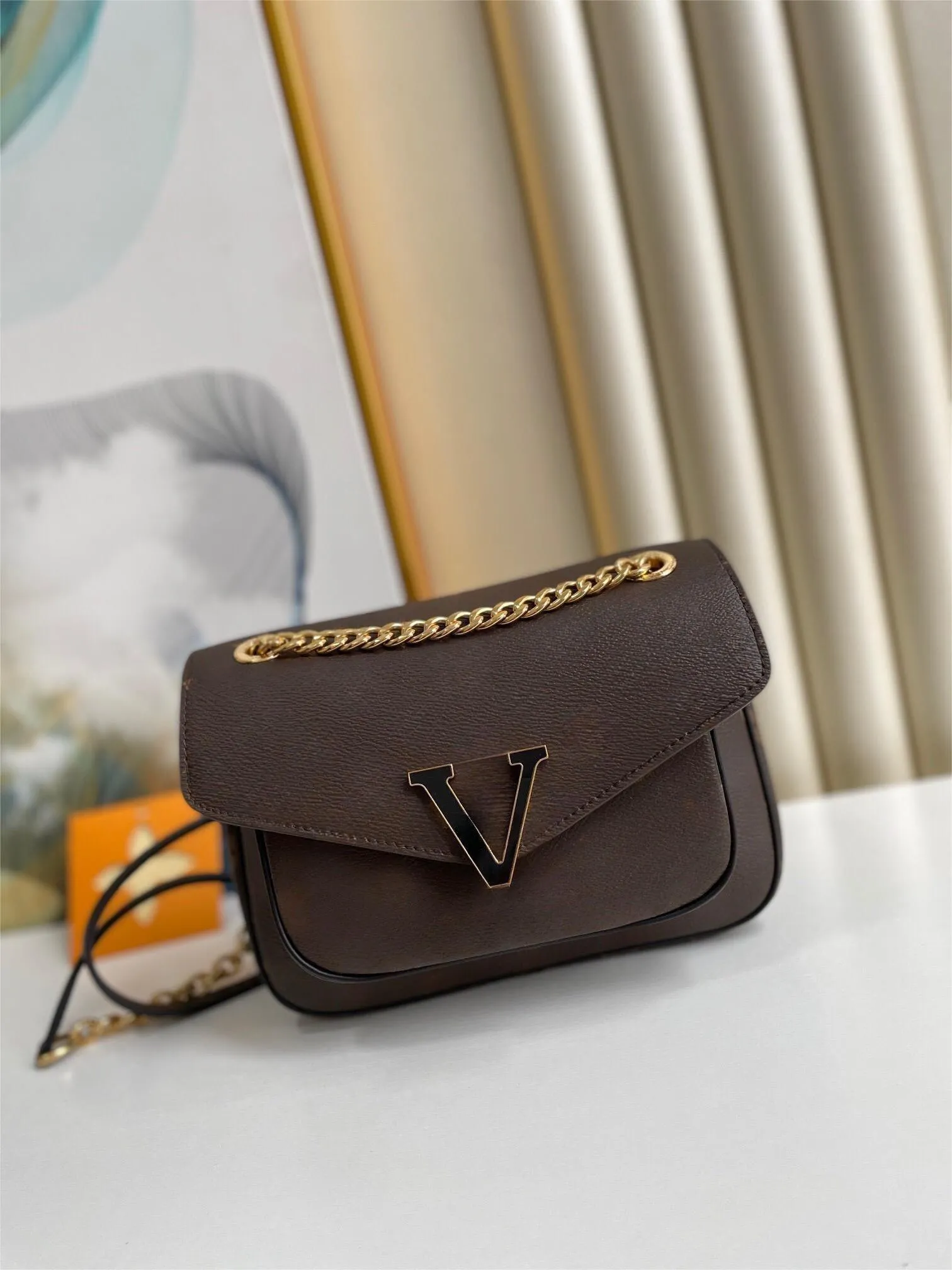 10A مصممي الجودة الكلاسيكية Classic Pasy Chain Bag عالية الجودة Women Crossbody أكياس أكياس رسول حقيبة يد