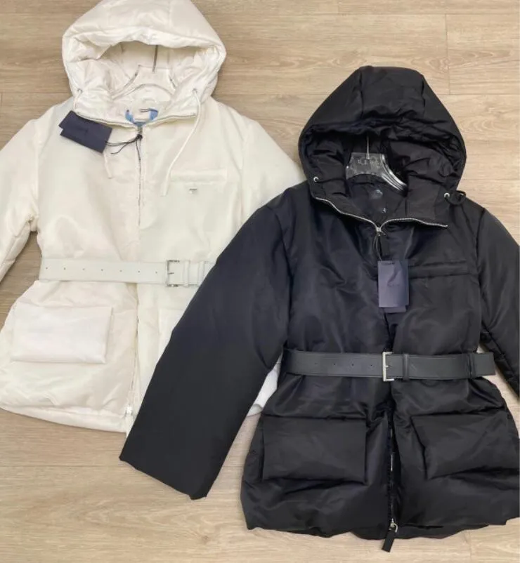 Automne et hiver nouvelle décoration triangle avec tissu de ceinture imperméable pour manteau en coton chaud et à la mode