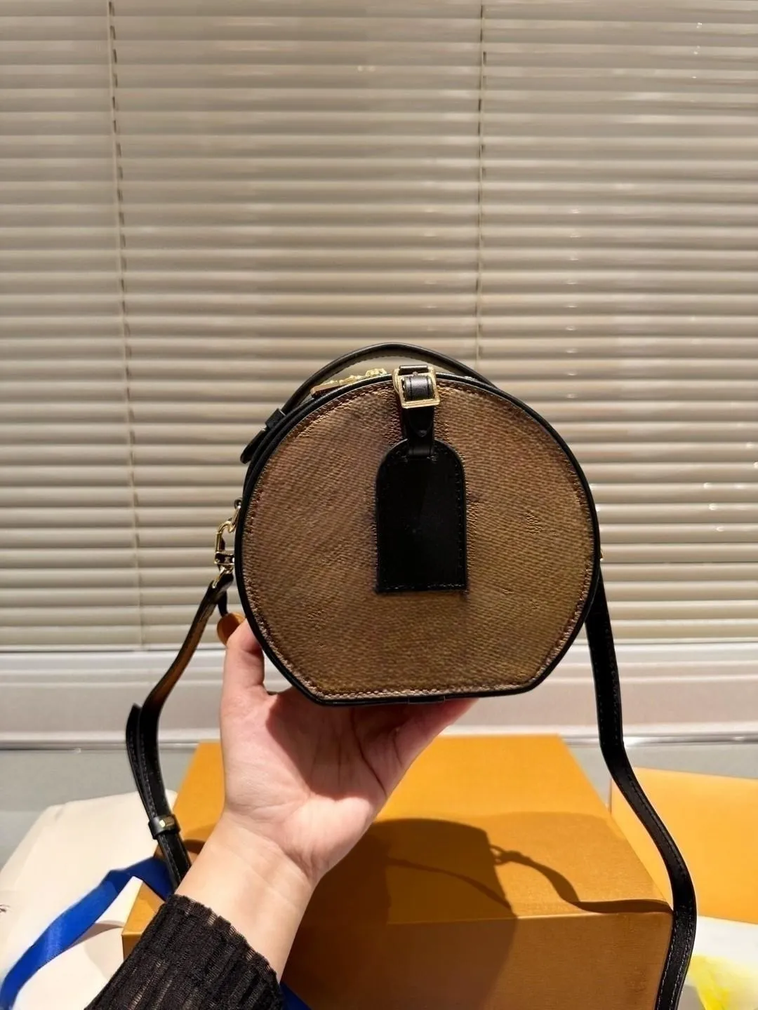 Designer Boite Chapeau Souple Papillon Trunk Shoulder Tk Maxx Bags