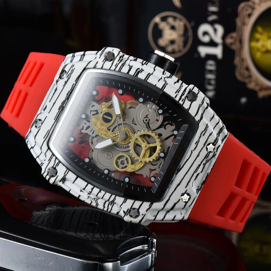 Topp Mens Watch Quartz Movement Carbon Fiber Texture Outdoor Sports Rubber Rand