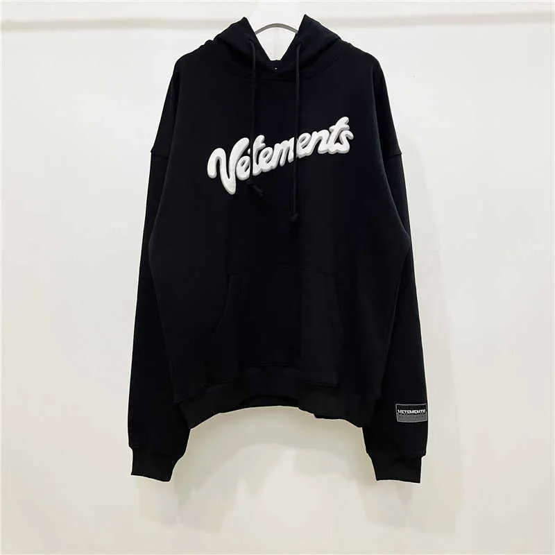 DHgate.com:Mens Black Embroidered Vetements Hoodie