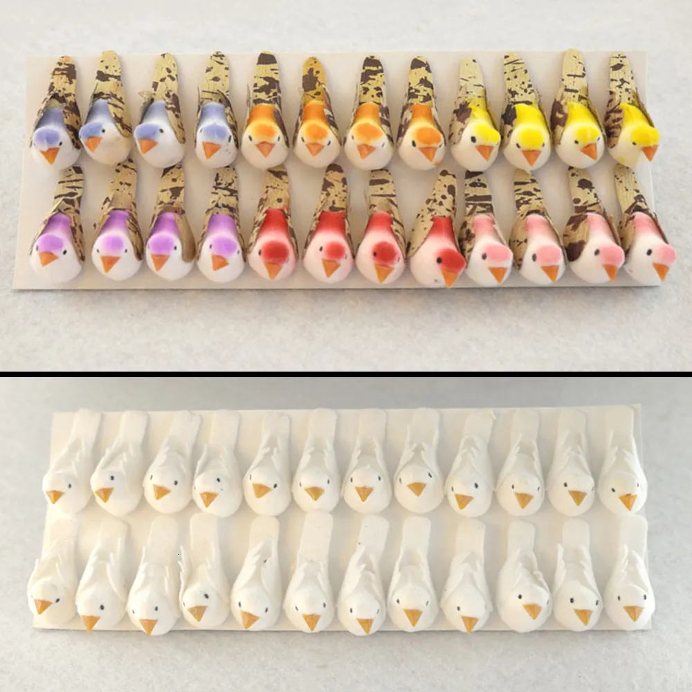 Décorations de jardin 24Pcsset Mini Vivid Oiseaux Artificiels Mousse Faux Oiseau Décor Maison Ornements Multicolore Artisanat DIY Figurines 230621