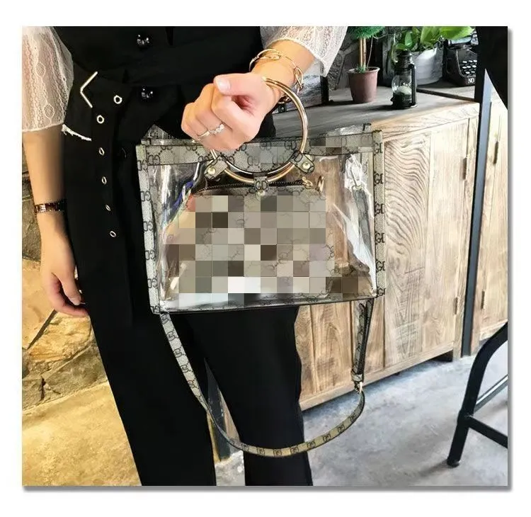 Sommar senior sense transparent väska 2023 ny koreansk version av mode allt-i-ett ring spänne handväska axelväska crossbody väska