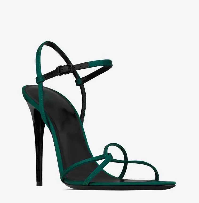 23SS marki Summer Luxury Clara Sandals Buty Silk Satynowe spiczasty palce Kobiety szpilki pięty Lady Party Wedding Gladiator Sandalias Green Black Pink