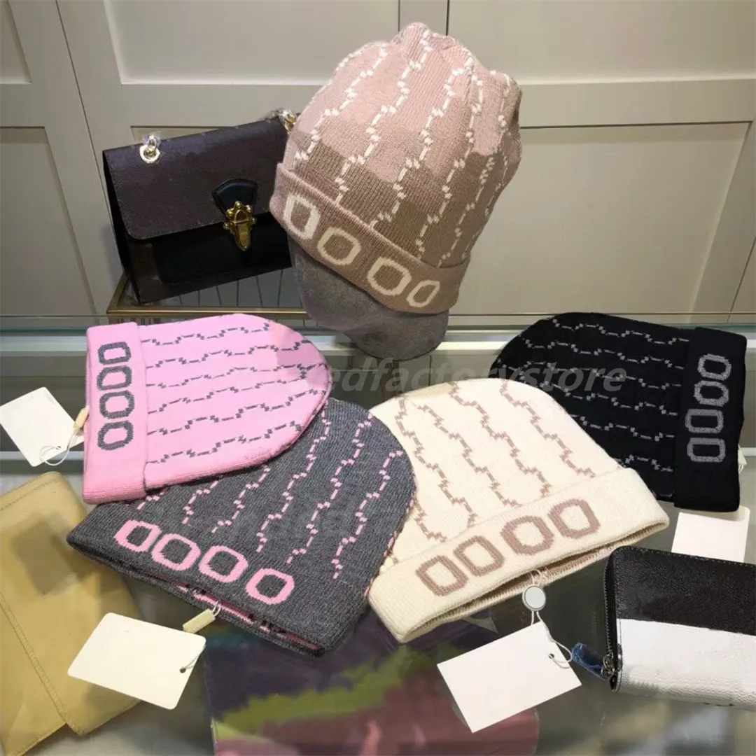 Yeni Moda Tasarımcı Beanie Caps Erkekler Sonbahar Mektubu Termal Şapka Kadınlar Kış Kayak Bonnet Yüksek Kaliteli Kafatası Kapağı Lüks Çok Renkli Klasik Klasik Sıcak Örgü Şapkalar