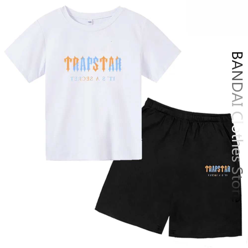 Conjuntos de roupas Marca TRAPSTAR Camiseta Roupas para crianças Meninos Conjuntos de agasalho Harajuku Tops T-shirt Engraçado Hip Hop Cor T-shirtPraia conjunto de shorts casuais 230621