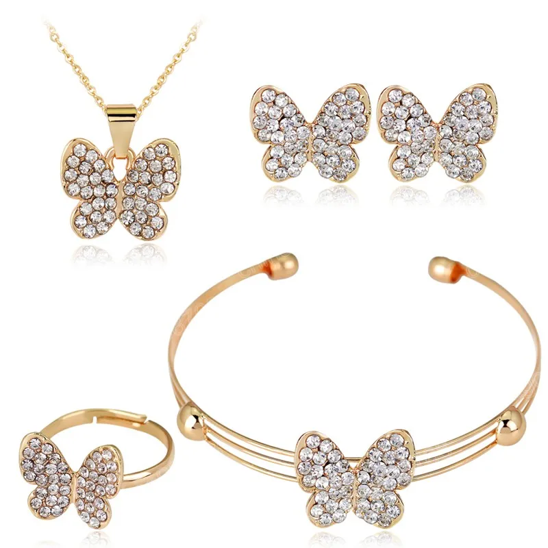 Mode Charme Papillon Collier Boucle D'oreille Bague Bracelet Ensemble Personnalité Tendance Belle Papillon Photo Souvenir Cadeau