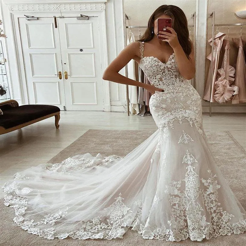 New Lace Mermaid Wedding Dresses Sweetheart Spaghetti Straps Tulle Appliques Court Train Summer Beach Bridal Gowns273c