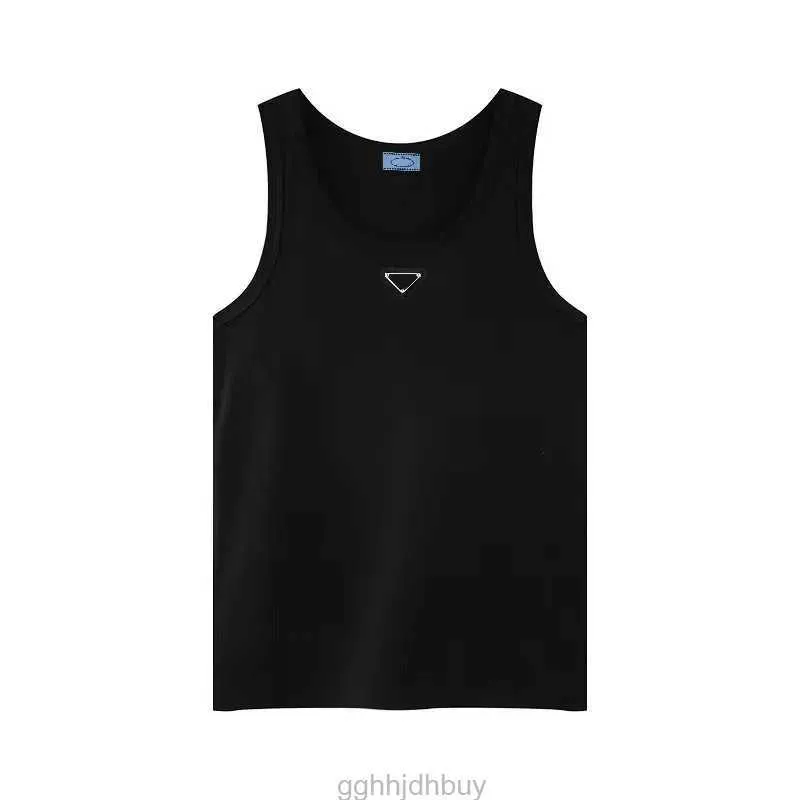 Tasarımcı T-Shirt Tees Mens Tank Tops Tişörtler Yaz İnce Fit Spor Nefes Alabaş Teri Emme Siyah İç Çamaşırı Alt Moda Erkekler Giyim