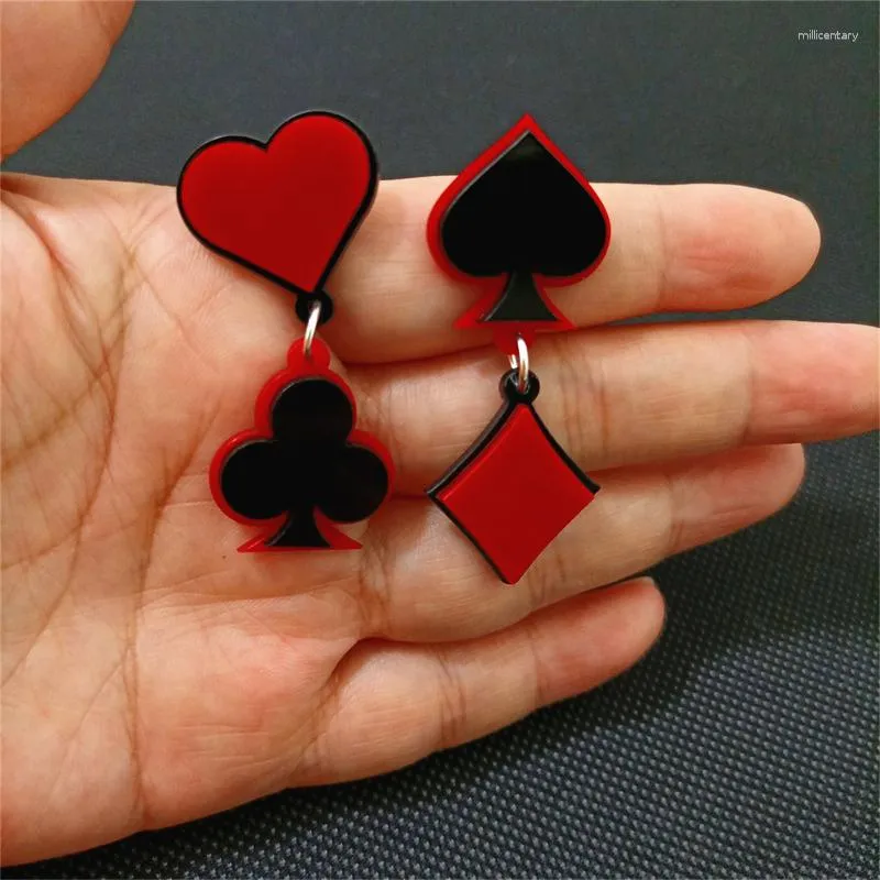 Brincos pendurados KUGUYS Poker Sign Drop para mulheres meninas vermelho preto coração todos os dias festa bonito acrílico moda jóias acessórios