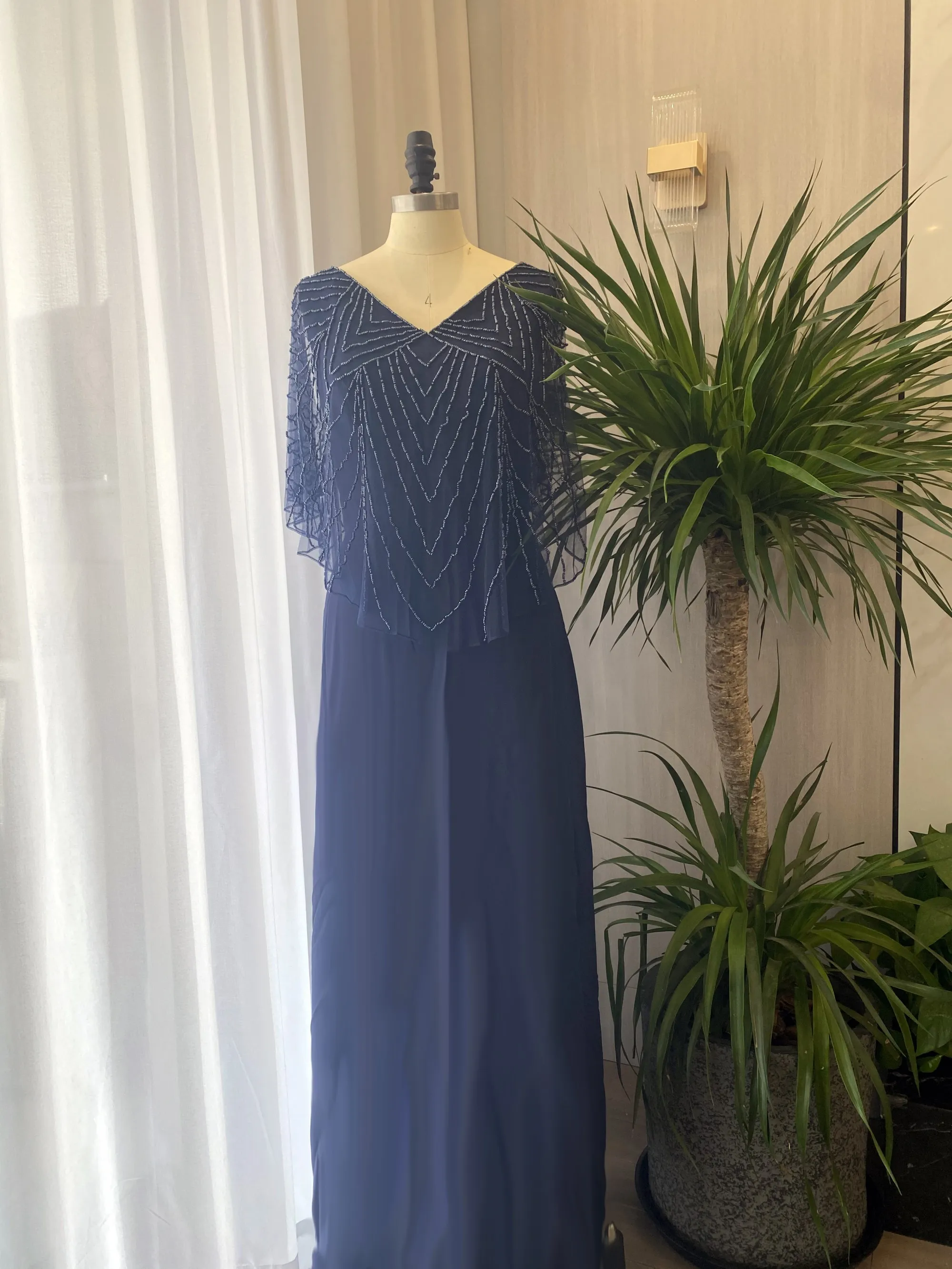 2023 Navy Blue Mother Off Bride Dresses V Neck Crystal Beading With Wrap Chiffon Backless Ankle Length Mother Of The Bride Dress Plus Size Real Image