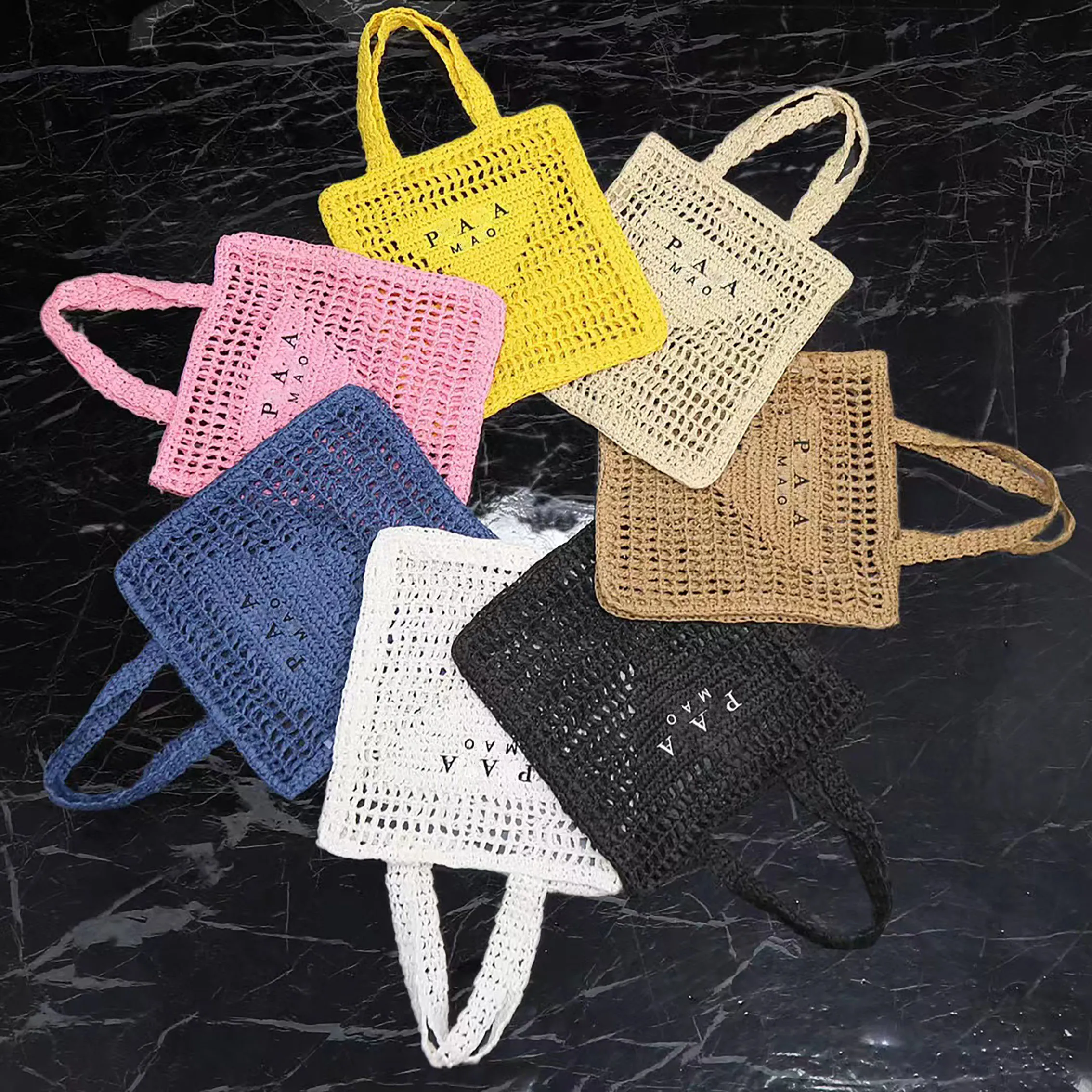 Nuovo stile Luxury pink Designer Bag Straw Summer women's weave Borse da spiaggia scava fuori borsa pochette da viaggio borse moda borsa a tracolla