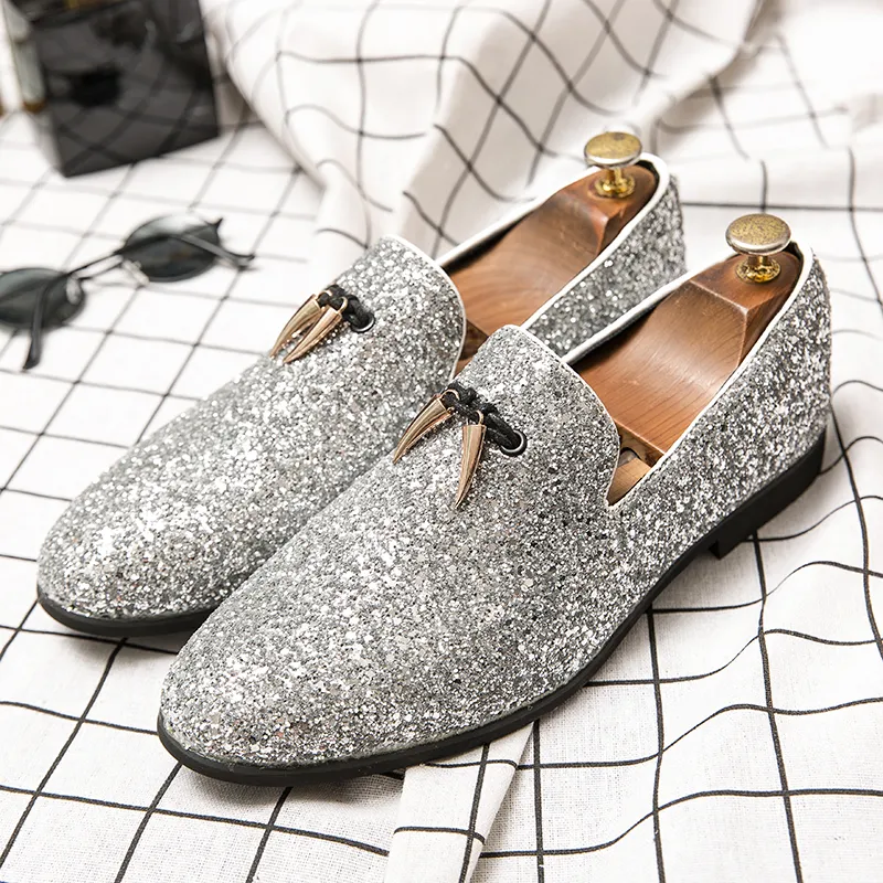 Venta caliente Hombres Liesure Shine Doug Flat Slip-on Zapatos de vestir de fiesta Casual Punta estrecha Color sólido Mocasín de boda Tamaño grande 37-48