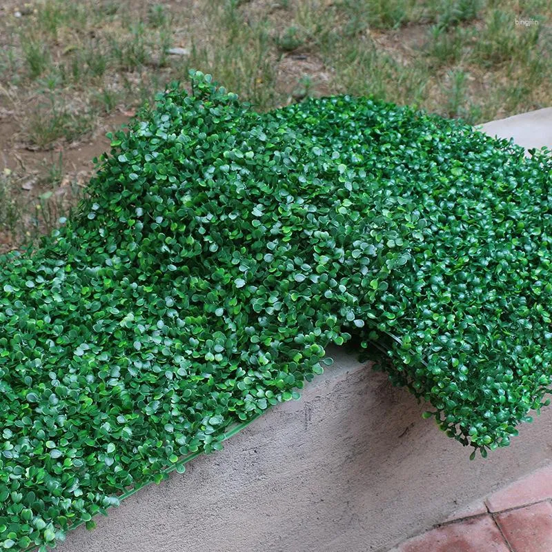 装飾的な花人工芝生緑の植え付け壁プラスチック偽の芝の花の装飾バッチ配達のためにメッセージを残してください