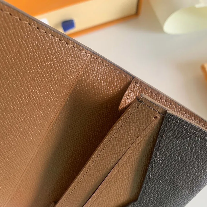 2024 Envelopete Carte De Visite M63801 Designer Moda Masculino Coin