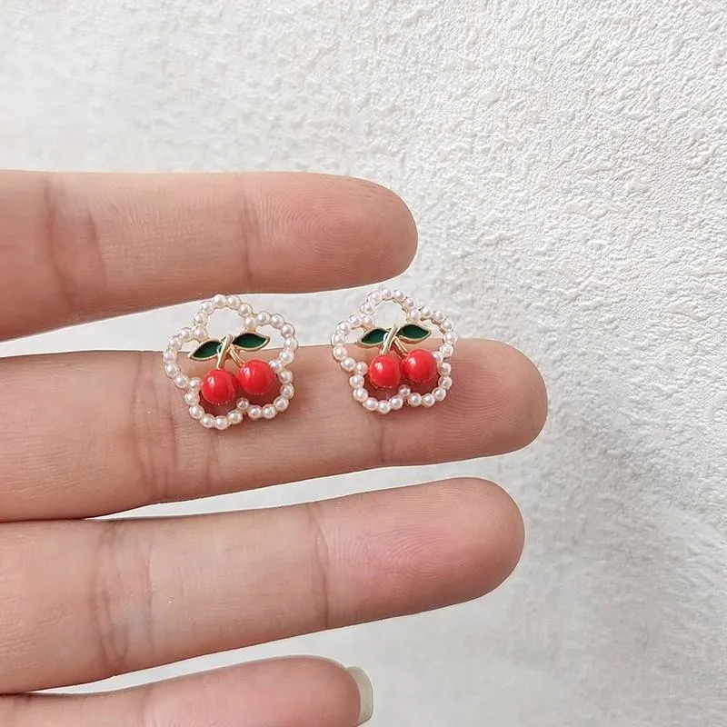 Boucles d'Oreilles Pendantes Petite Fleur de Perle Cerise Premium Fraîche 7031