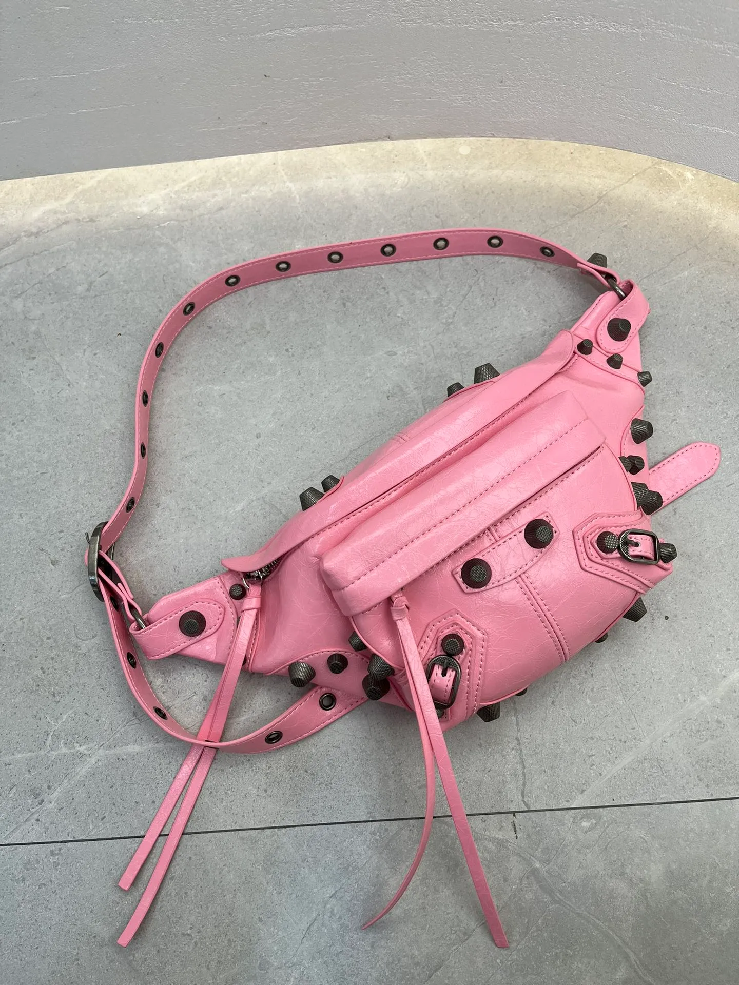 mode femmes sacs de taille super luxe rétro rivet sacs de poitrine sacs à bandoulière en cuir véritable attachant des sacs de ceinture réglables sac à main de qualité supérieure portefeuilles d'embrayage hobo