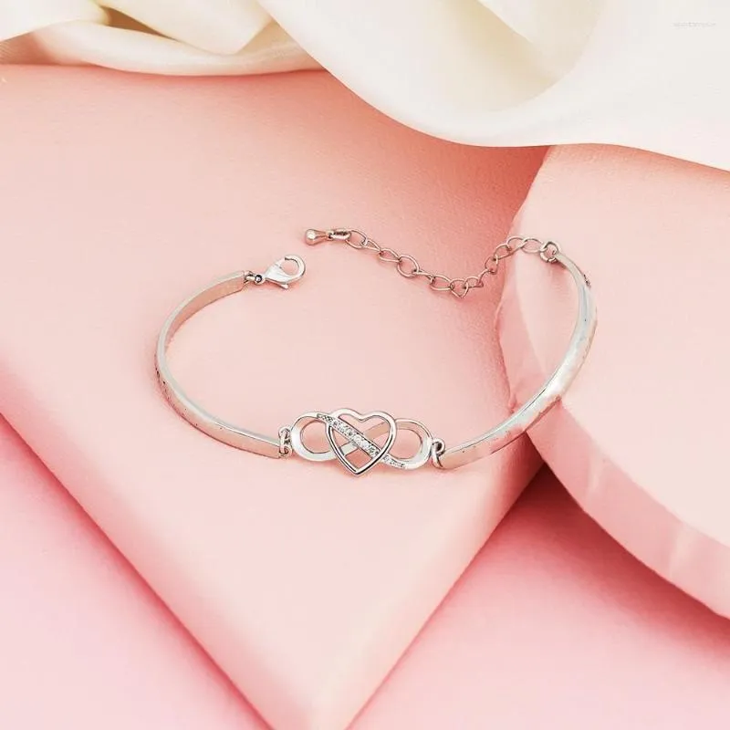 Present Wrap Armband Fashion 8 Shaped Heart Diamond Armband Längd Justerbar smycken Charm Birthday Surprise For Woman Girl
