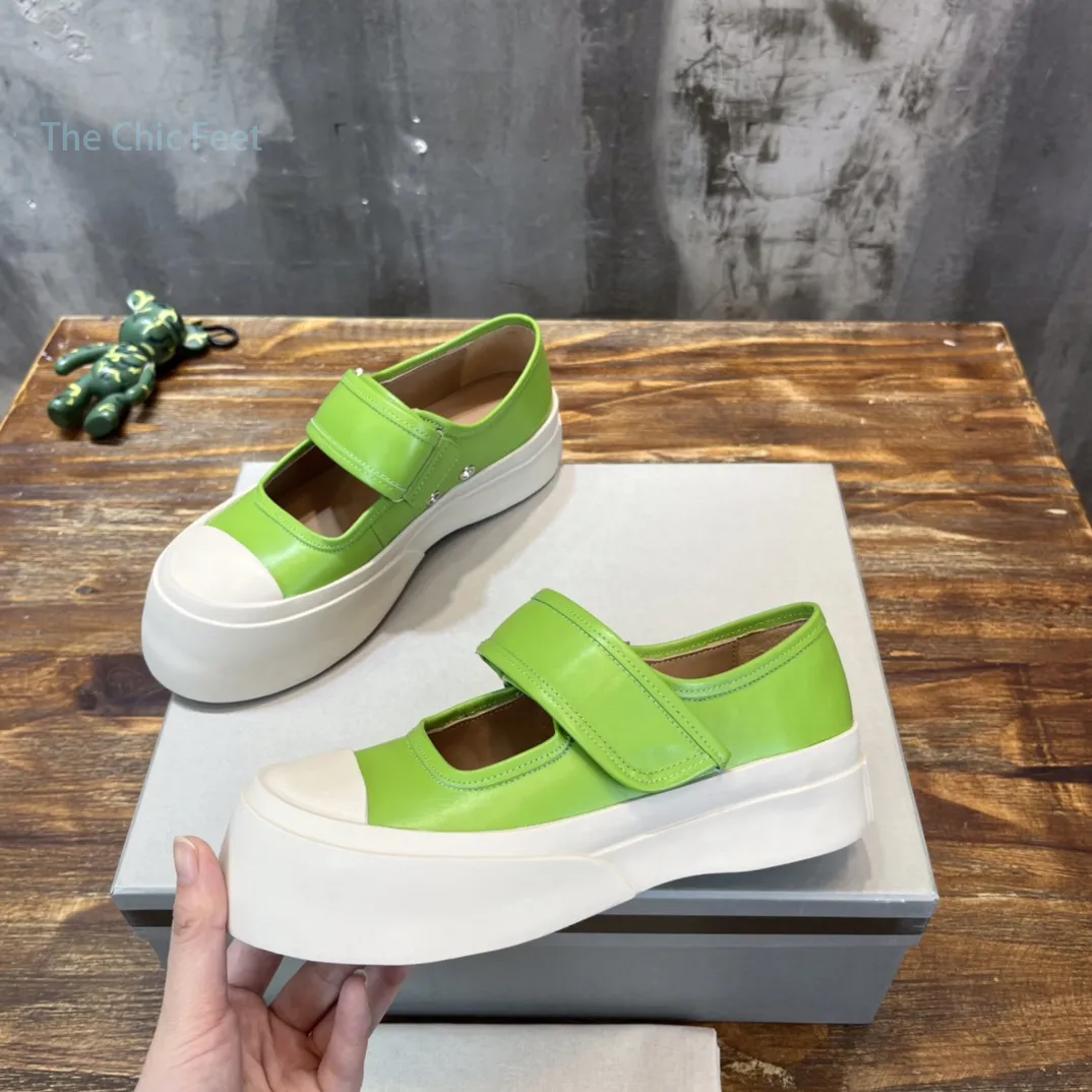 Minimalist top style shoes