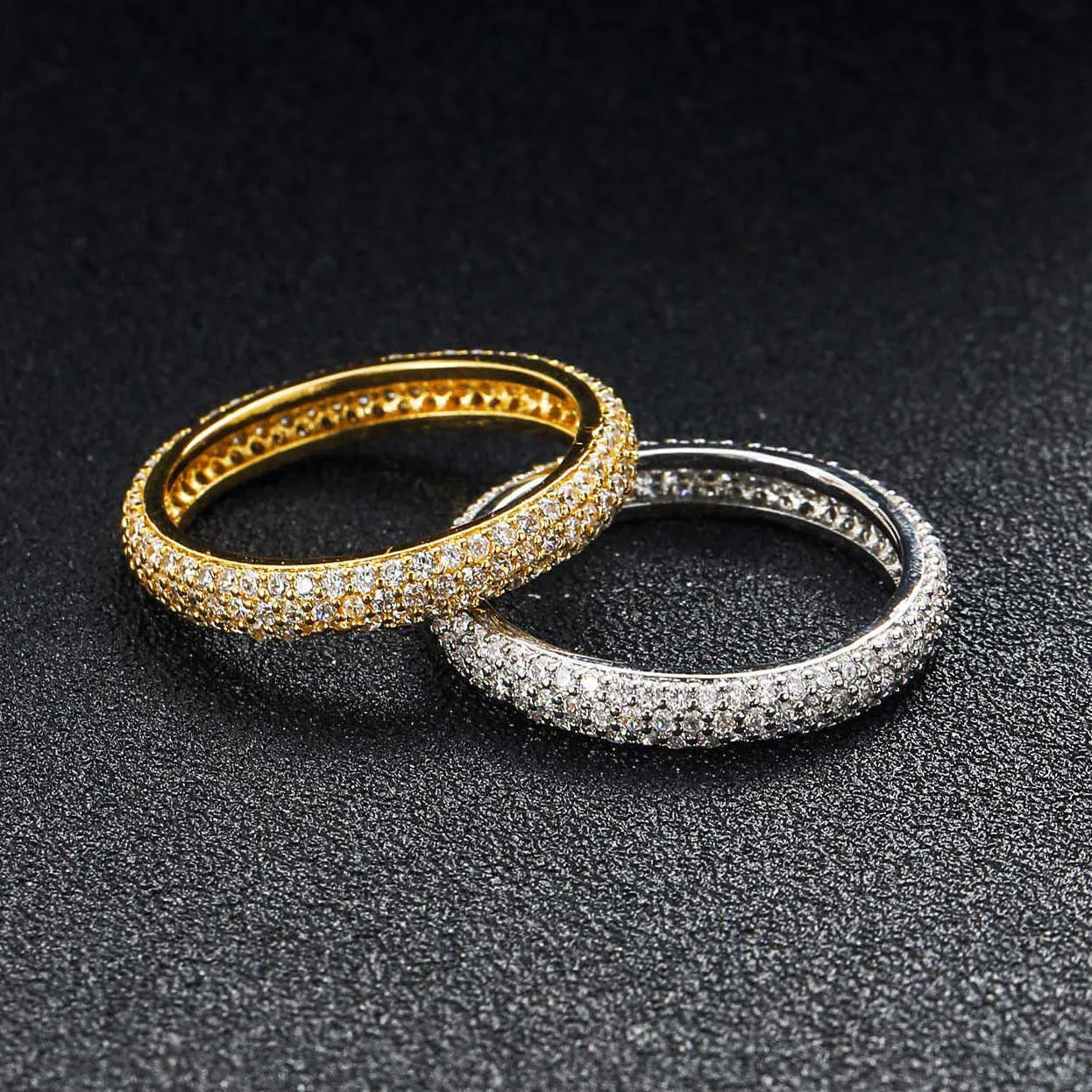 Hip Hop Full Cz Pierre Mince Anneaux Pour Couple Simple Micro Ensemble Trois Rangées Zircon Cubique Anneau Bijoux Femmes Hommes De Mariage Personnalité Diamant Doigt Bijoux Pour Hommes Femmes