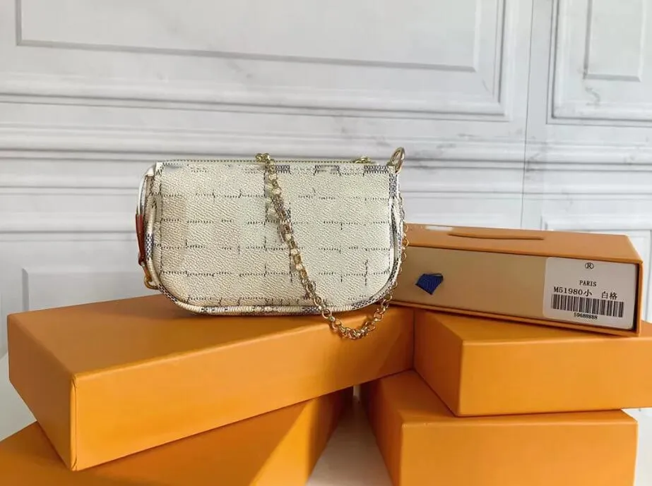 7A Adele Wallet Clutch Bags MINI POCHETTE ACCESSOIRES Iconic Fashion Womens Pouch Clutch Zippy Chain Wallet Monedero Phone Sling Bag mini Size bag with Original box