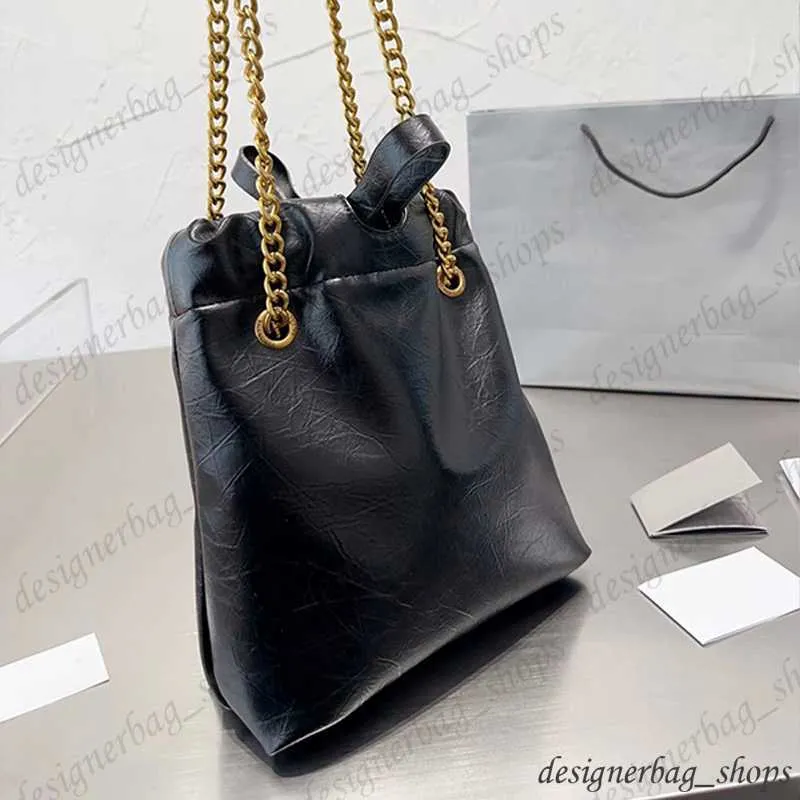 Summer new designer bucket bag large capacity handbag using glossy pleated calfskin simulated plastic bag texture women's fashion underarm bag 230507