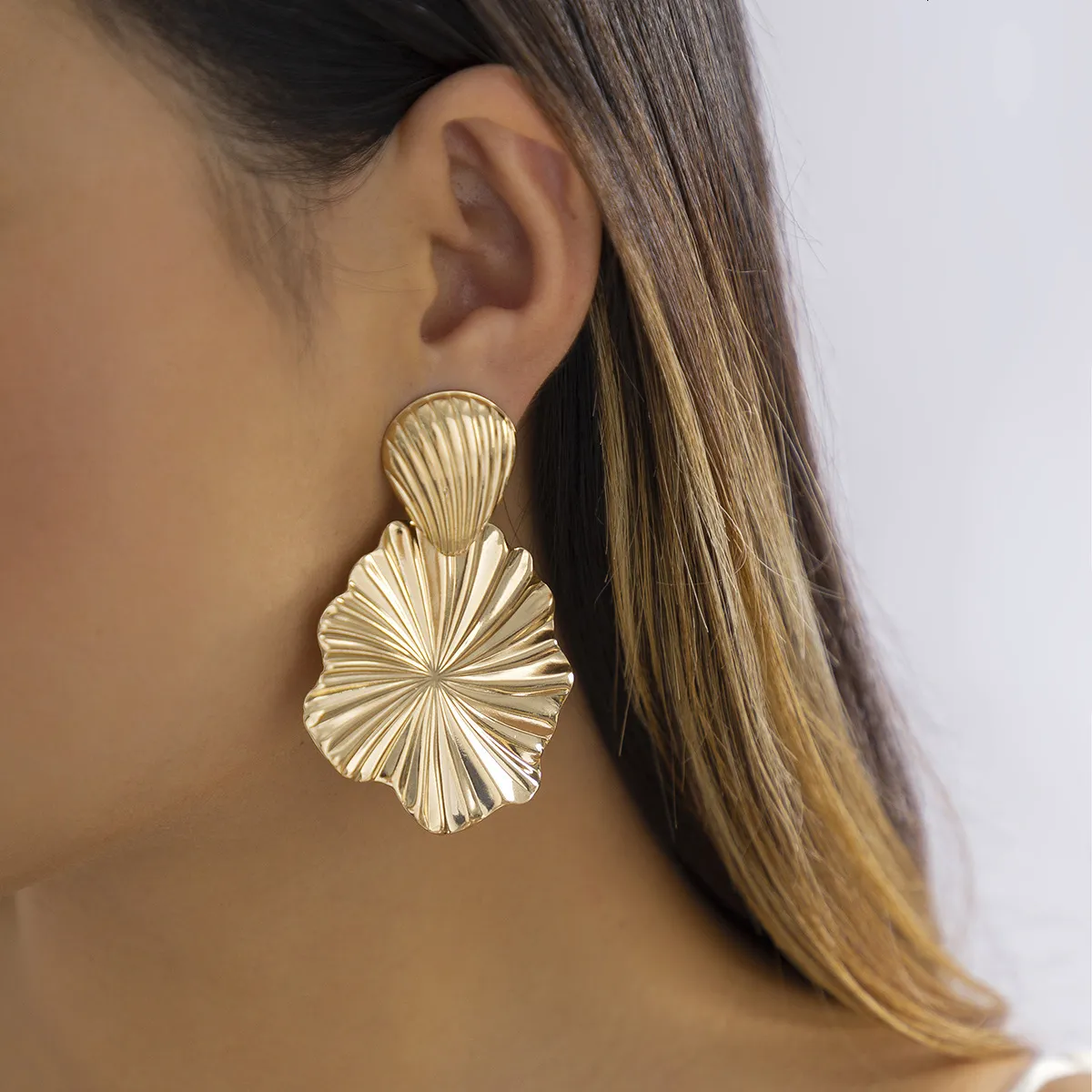 Earring – Antique Jumka With Cob Ruby Gold Ball Hanging | Gujjadi Swarna  Jewellers