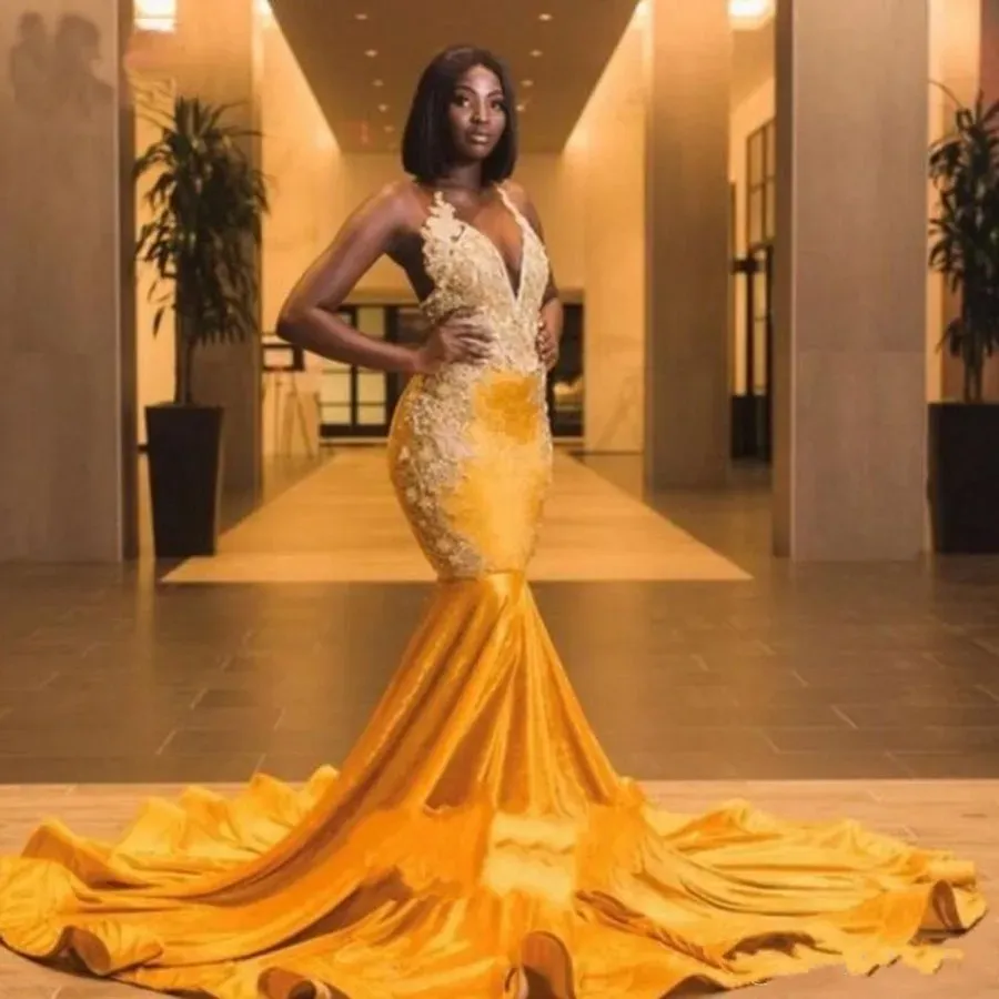 DHgate Elegant Gold Velvet Prom Dresses Long Train Mermaid African Backless Beads Black Girl Party Gowns Plus Size Long Evening Dresses Wedding Party Events