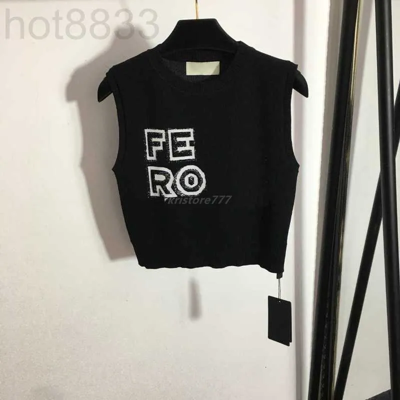 Camiseta de mujer Diseñador Mujer Camiseta Chaleco Camisetas de punto Tops con patrón de letras Chicas Crop Milan Runway Marca de lujo de gama alta Camisa sin mangas elástica 16WC