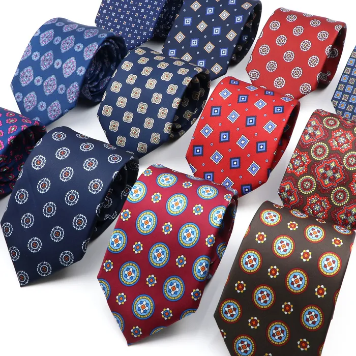 Bow Ties moda mężczyzn 7,5 cm jedwabny krawat super miękki bohemian kropka elegancka nowość czerwona niebieska koszulka luksusowe akcesoria bankietowe 230621