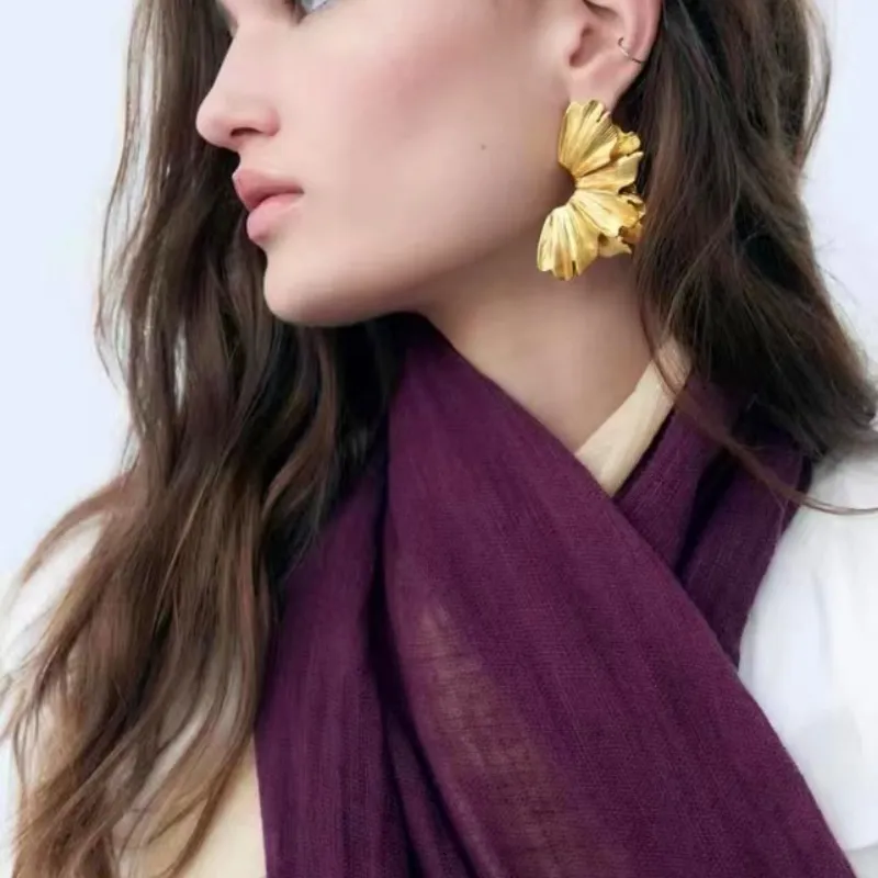 Dangle Chandelier Earring Vintage Golden Ginkgo Leaf Boucles d'oreilles pour Femme Bijoux Cadeau 230621