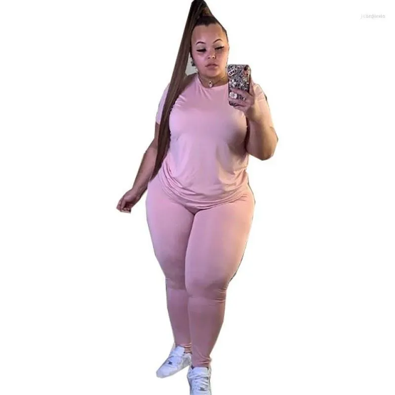 Survêtements grande taille été Simple XL-5XL vêtements 2023 ensembles solides femmes décontracté Sport à manches courtes et haut deux pièces pantalon ensemble en gros