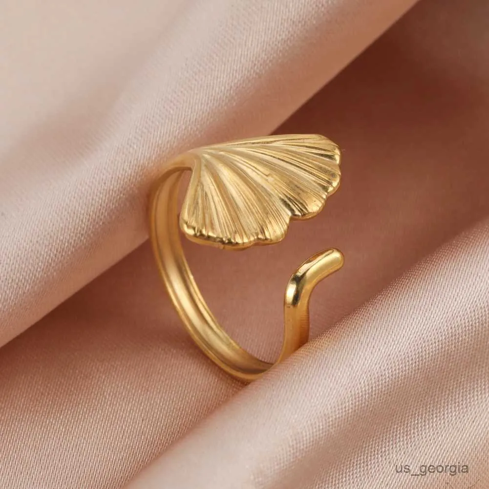 Anello a shop forma di foglia