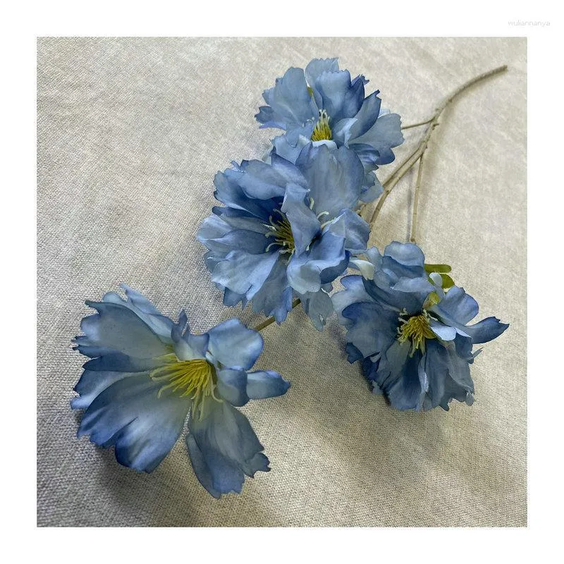 Fiori decorativi Artificiale Blu Xi Fiore Pianta verde Accessori Matrimonio Pografia Puntelli di seta Casa Soggiorno El Piante Decor