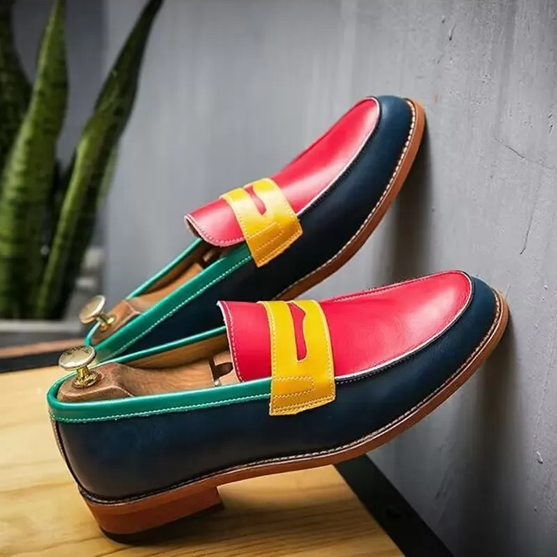 Blandade färger läder loafers högkvalitativ mode öre loafer män casual skor glid på båtskor körskor