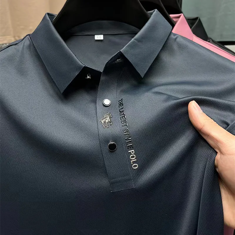 Polos masculinos de alta qualidade negócios cor sólida de alta qualidade manga curta camisa polo colarinho de lapela verão moda casual sem vestígios impressão 230621
