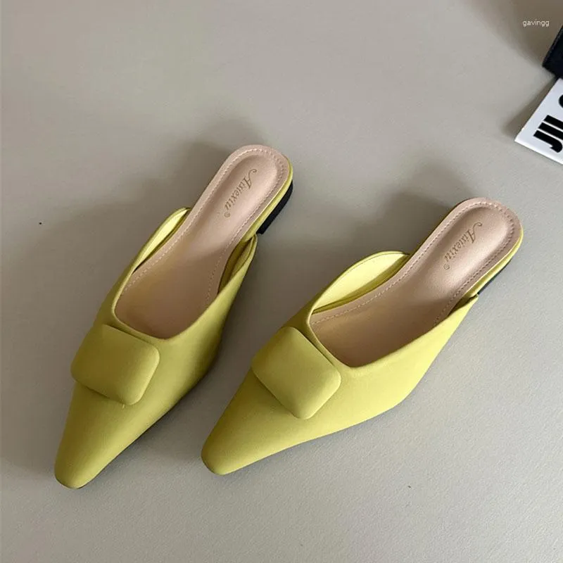 Pantofole Primavera Donna Moda Punta a punta Tacchi piatti Ciabatte femminili Slip On Sandali da donna casual Scivoli Scarpe Giallo