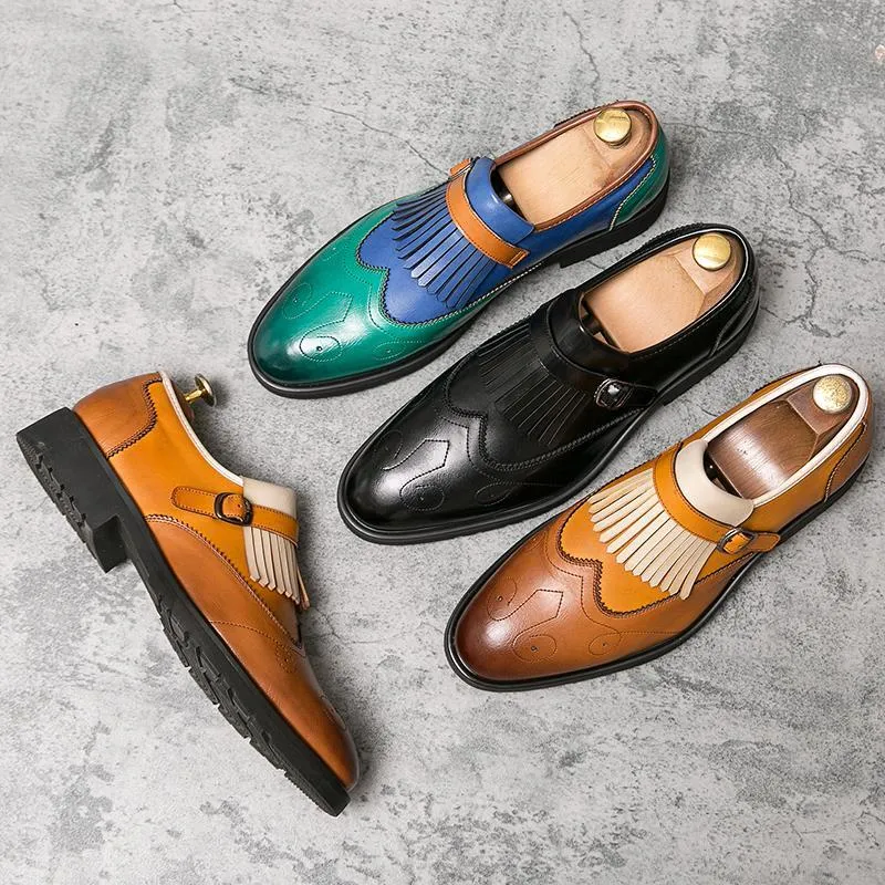 Brogue-Lederschuhe im britischen Stil für Herren, luxuriöse Quasten-Loafer, spitze Zehen-Kleiderschuhe, Slip-on-Freizeitschuhe