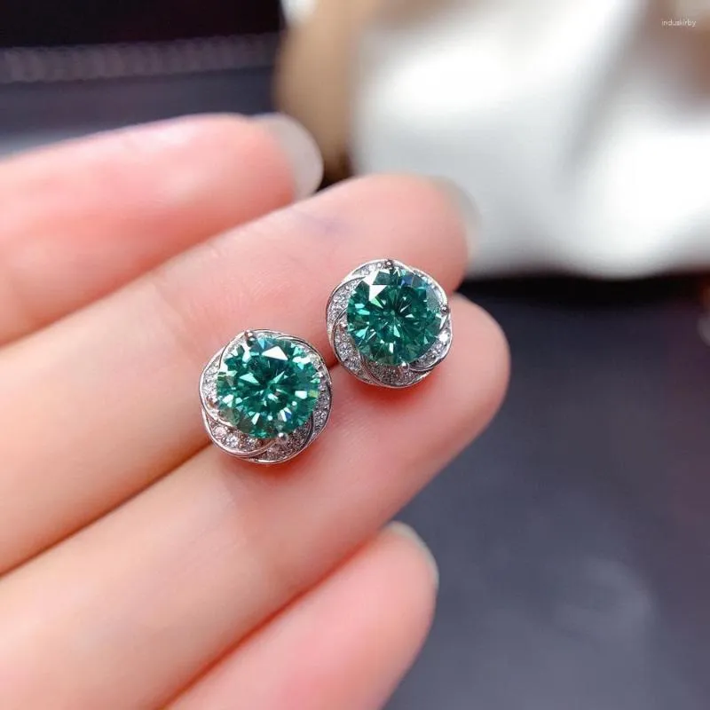 Boucles d'oreilles à tige 2023 Est brillant vert Moissanite gemme pour les femmes en argent Sterling 925 brillant mieux que le cadeau de diamant