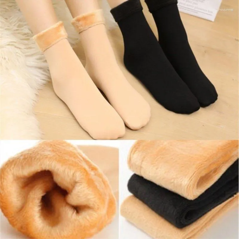 Femmes chaussettes 10 paires hiver chaud épaissir thermique doux décontracté couleur unie maison neige bottes moyen Tube sol chaussette