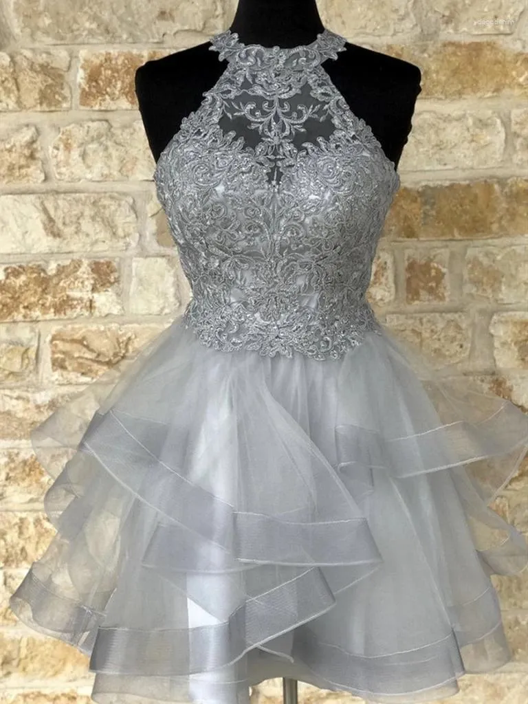 Sukienki imprezowe seksowne kantar mini krótki srebrny koktajl dla dziewcząt A Line Tiulle Tiul Lace Appliques Controse Vestido Homecoming sukienka