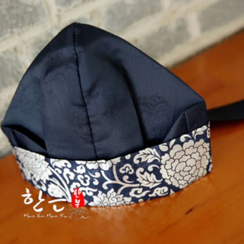 Jeux de fantaisie 1-2 ans garçon Hanbok Cap coréen traditionnel bébé anniversaire chapeau coréen national garçon chapeau ensemble pour enfants filles enfants 230625