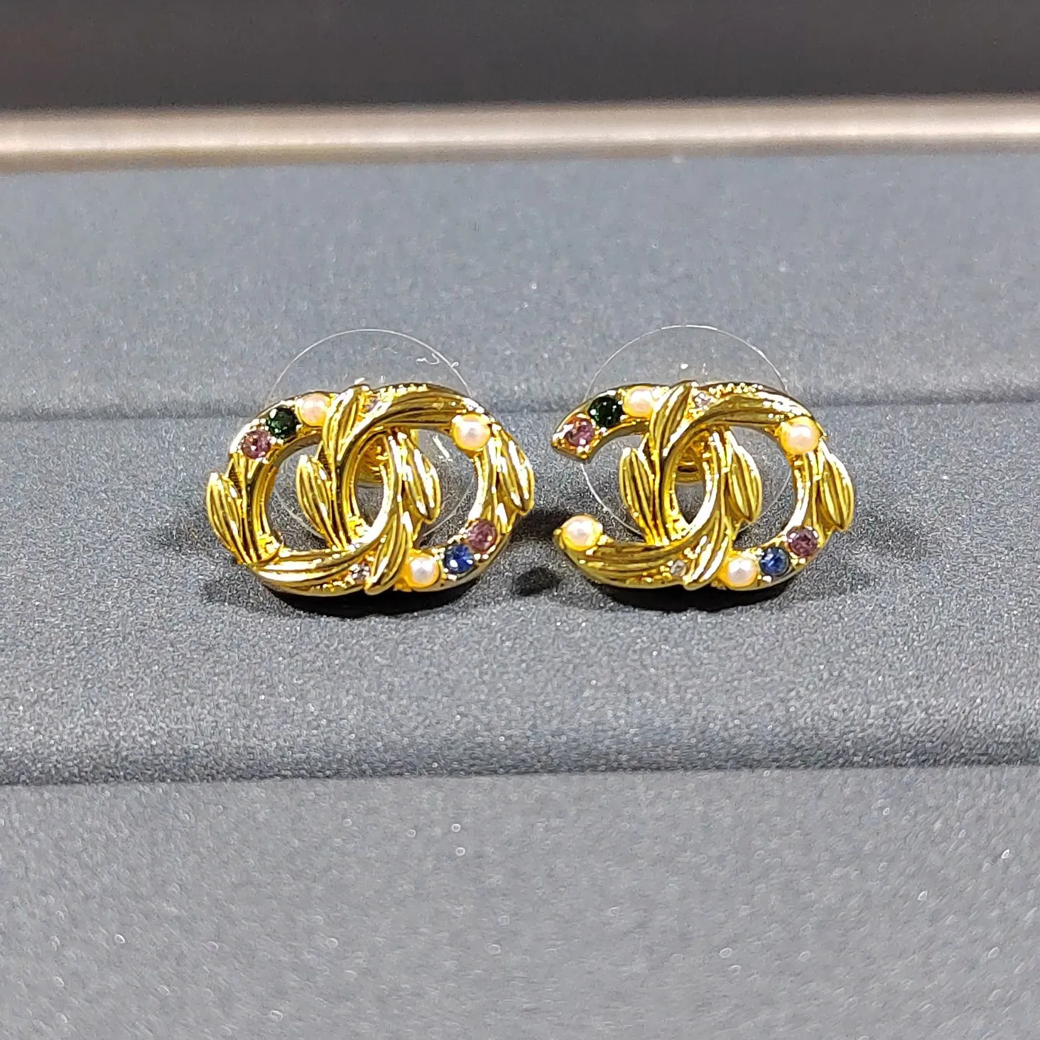 Hip Hop Oorbellen voor Vrouwen meisjes Goud Zilver Iced Out vorm Vierkante Stud Oorbel Met Schroef Terug Sieraden klassieke liefde Diamant Parel rondheid Terug naar de oudheid