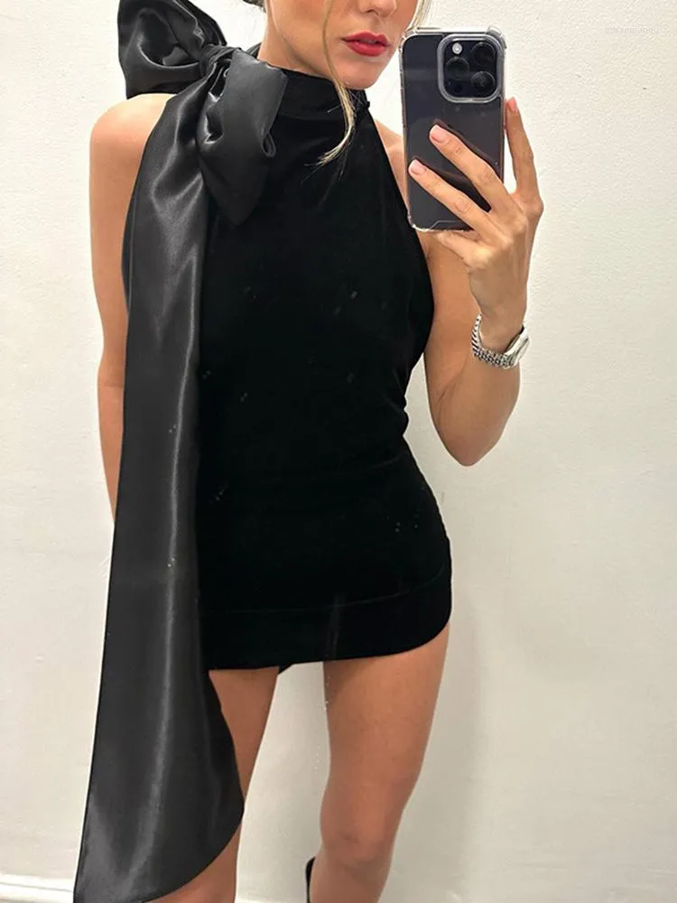 Robes décontractées Sexy licou dos nu Mini soirée élégante moulante fête nœud papillon courte robe de dîner pour dames célébrité