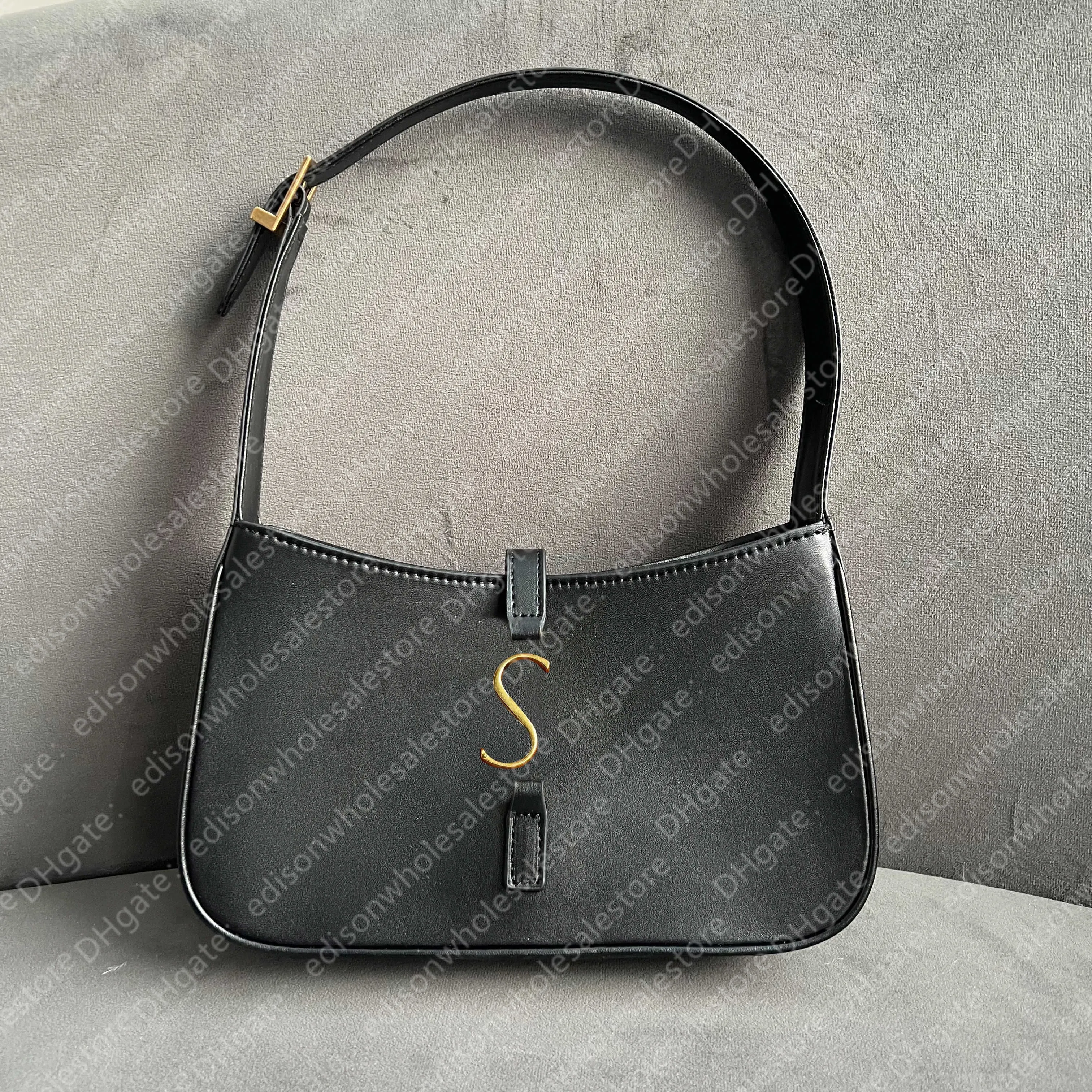 selle sous les bras Sac Sac à main en cuir de crocodile pour femme Hobo Luxury Designer fourre-tout sac à bandoulière qualité miroir Lettres en métal pochette Sacs à bandoulière