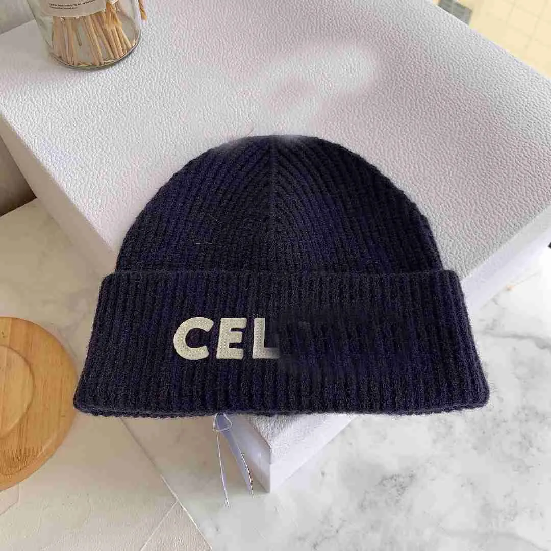 Skull Caps for Windproof Wool Warm Fashion Knitted Hat Letter Ce Solid Christmas Hats 22ss Winterwcfb